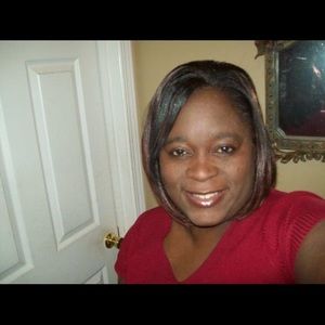 Meet your Posher, Desiree